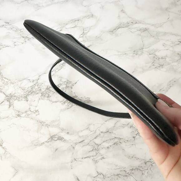 65. Dooney & Bourke Large Pebbled Black Leather Zip Top Wristlet - Picture 5 of 11